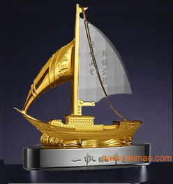 北京水晶工藝品廠家直銷 定制專屬水晶模型擺件的藝術與價值